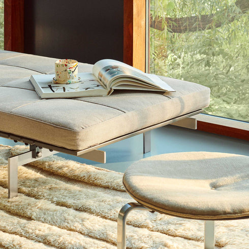 PK33™ Stool / Fabric